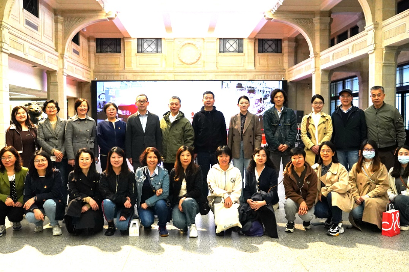 乐鱼kb体育人文学院与上海市历史博物馆签约共建并举办“寻找上海”CityWalk活动